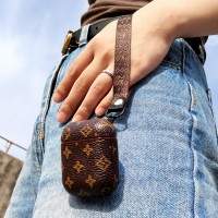 hortory airpods case louis vuitton